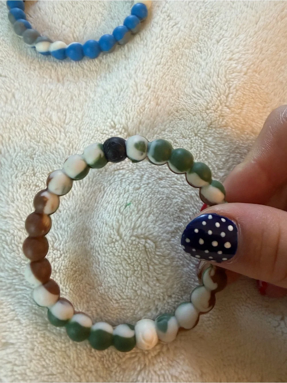 Lokai Kids Beaded Bracelet Set - Blue, Green, Brown, Translucent